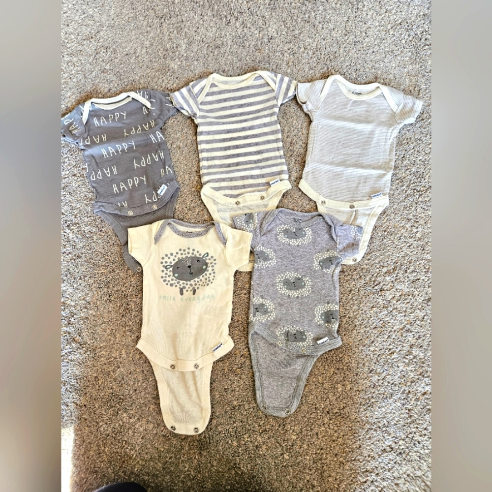 Gerber Organic 5 onesie bundle size newborn Baby boy clothes lot